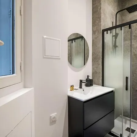 B.appart 6pers#2bedrooms#victorhugo#arcdetriomphe Apartamento *